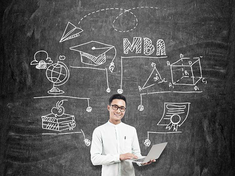 How to juggle a full-time job while getting your MBA