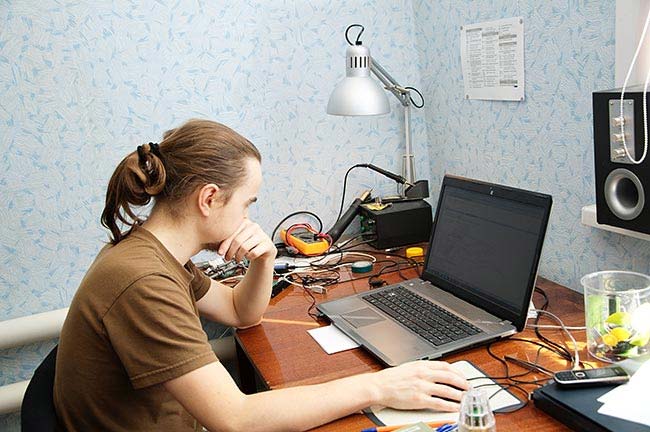 Mennyit keresnek a menő informatikusok?