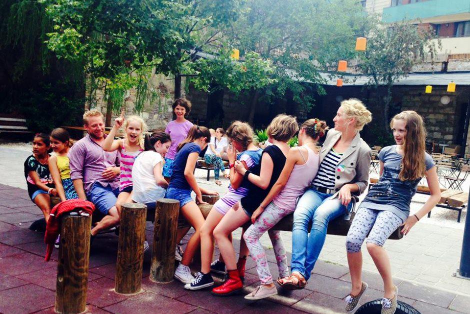 Kedvet csinálni lányoknak az informatikához – íme a Skool sztorija
